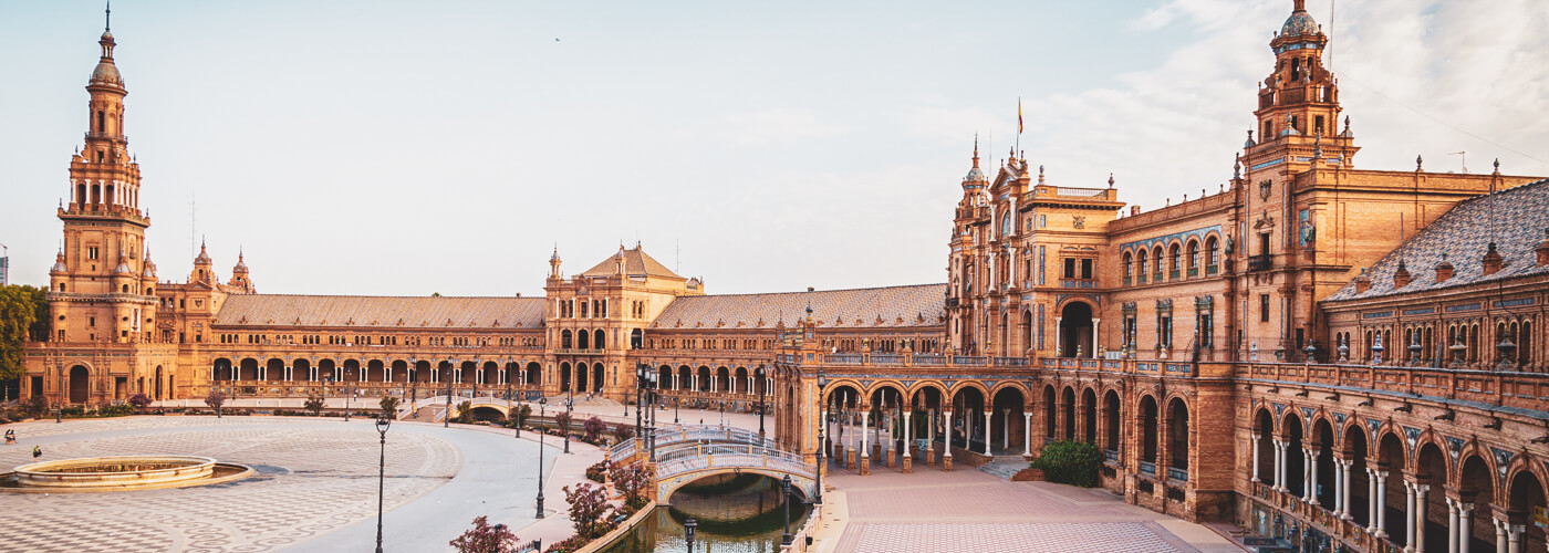 Tu aventura en Sevilla empieza aquí.