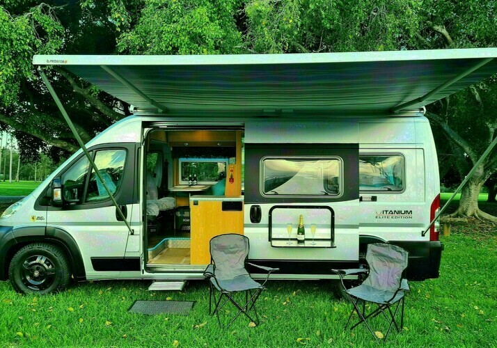 Image of a Motorhome - Image 0