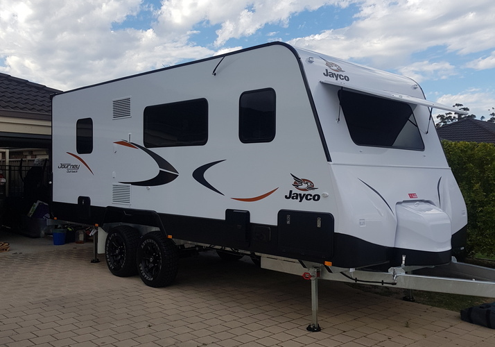 Image of a Caravan - Image 0