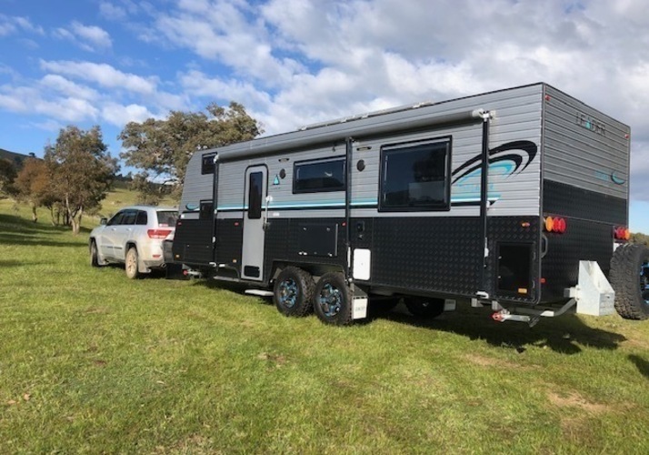 Image of a Caravan - Image 0