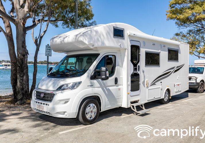 Image of a Motorhome - Image 0