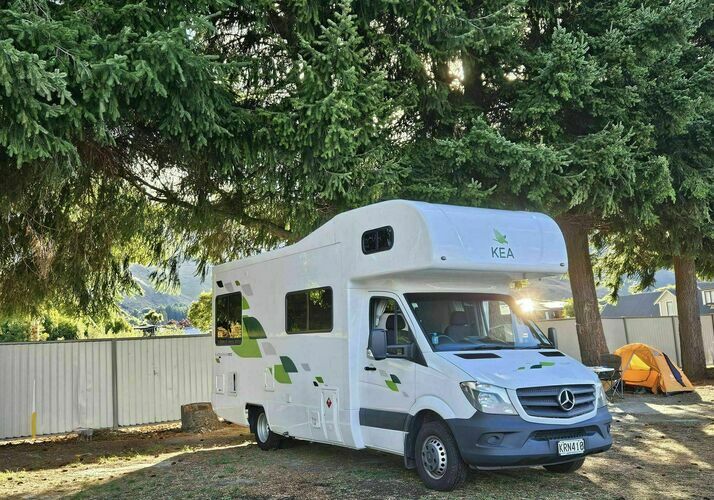 Image of a Motorhome - Image 0