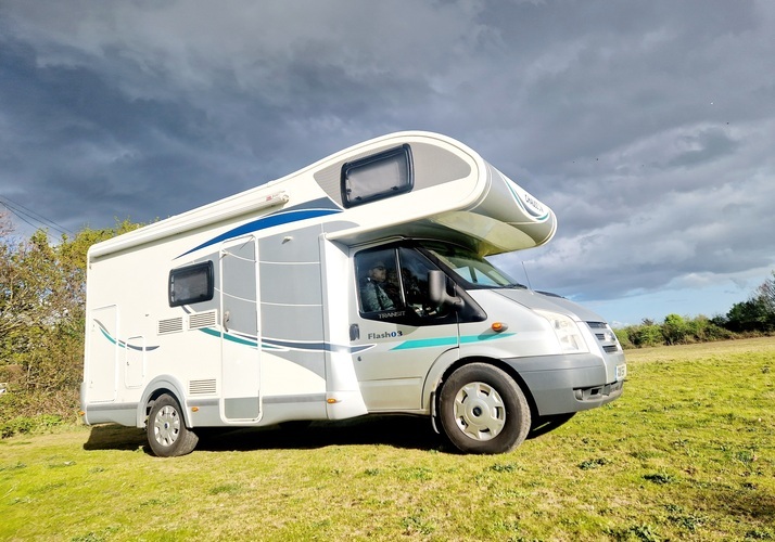 Image of a Motorhome - Image 0