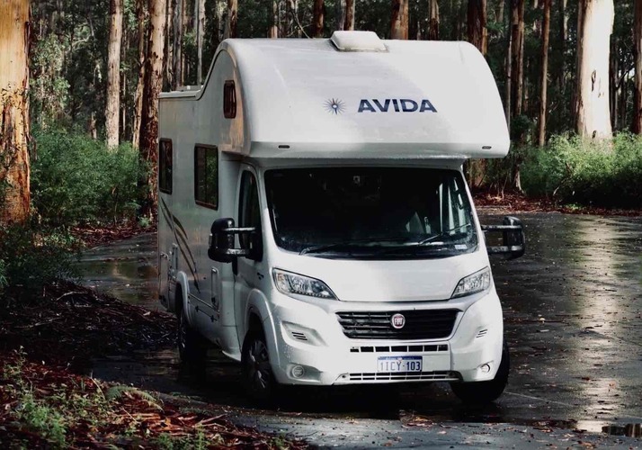 Image of a Motorhome - Image 0
