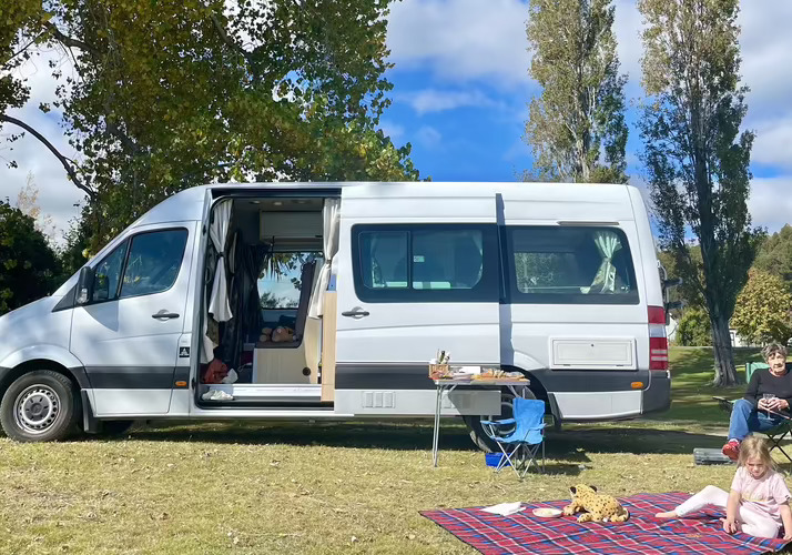 Image of a Campervan - Image 0