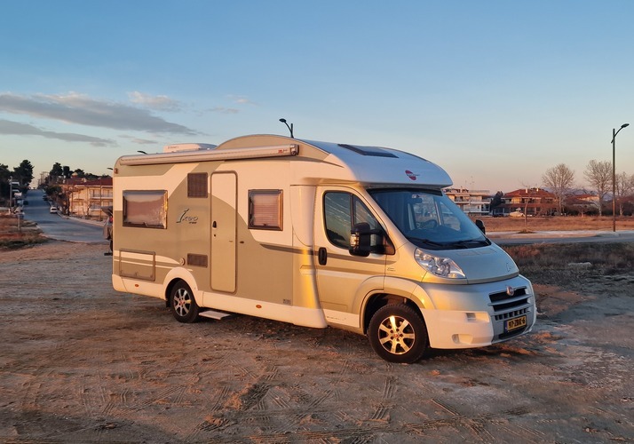 Afbeelding van een Motorhome - Afbeelding 0