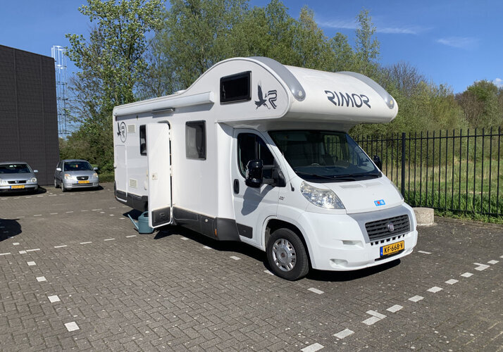 Afbeelding van een Motorhome - Afbeelding 0