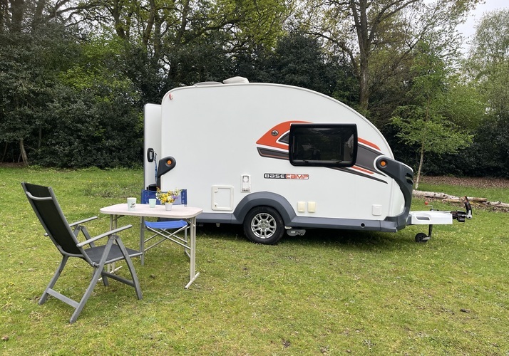 Image of a Caravan - Image 0
