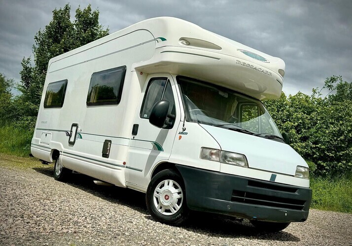 Image of a Motorhome - Image 0
