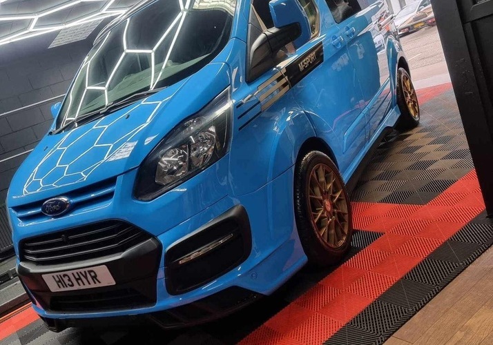 Image of a Campervan - Image 0