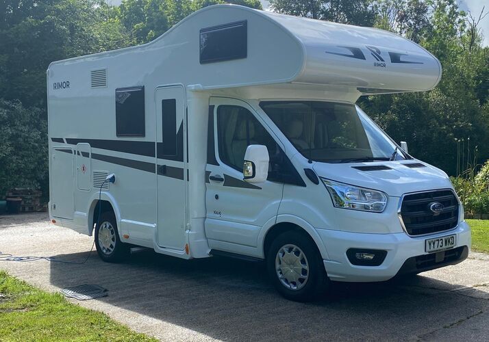Image of a Motorhome - Image 0