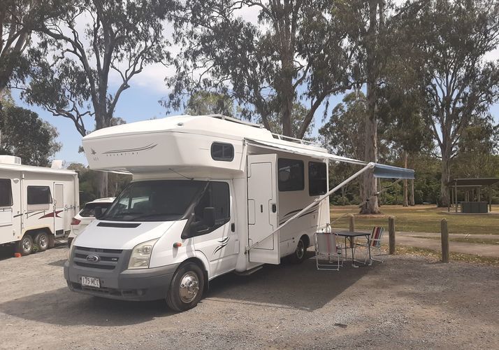Image of a Motorhome - Image 0