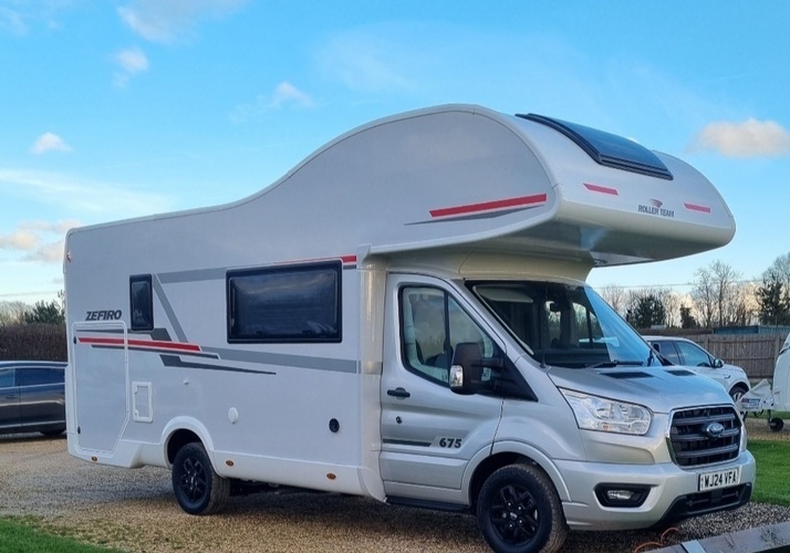 Image of a Motorhome - Image 0