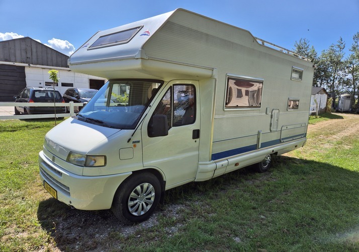 Afbeelding van een Motorhome - Afbeelding 0