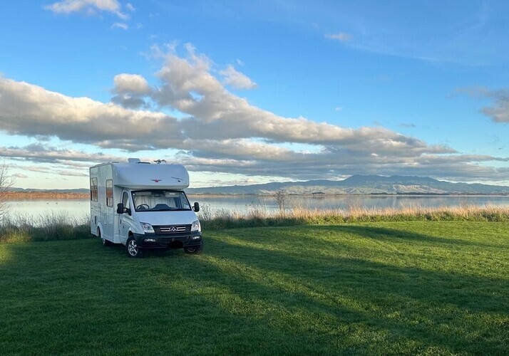 Image of a Motorhome - Image 0