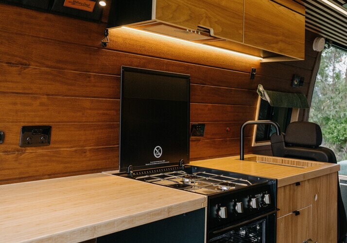 Image of a Motorhome - Image 0