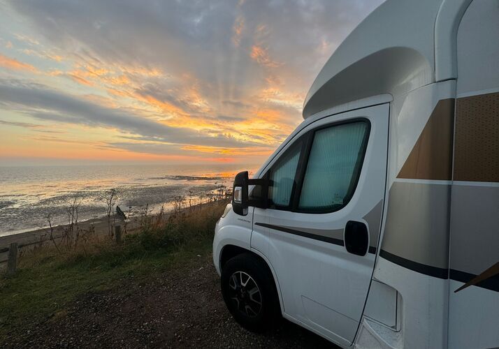 Image of a Motorhome - Image 0