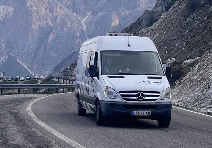 Image of a Campervan - Image 0