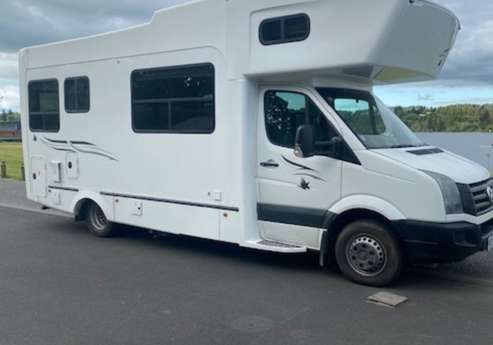 Image of a Motorhome - Image 0