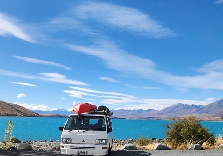 Image of a Campervan - Image 0