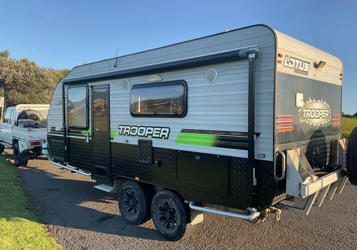 Image of a Caravan - Image 0