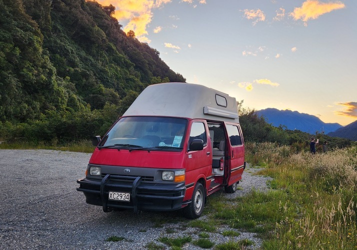 Image of a Campervan - Image 0