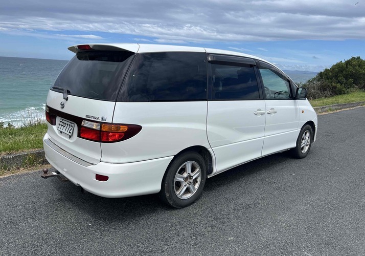 Image of a Campervan - Image 0