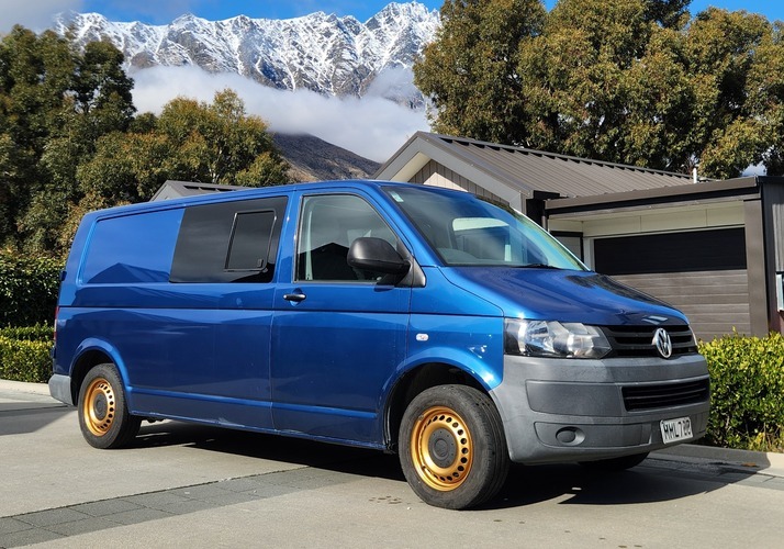 Image of a Campervan - Image 0