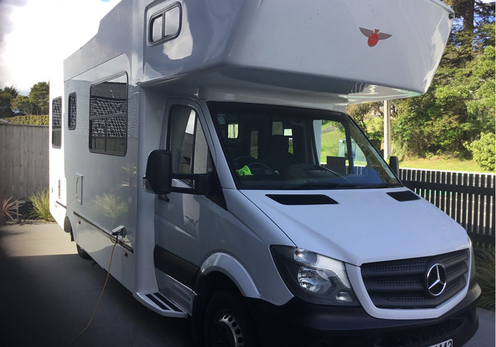 Image of a Motorhome - Image 0