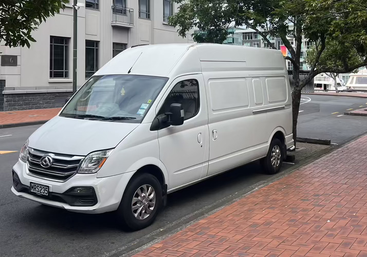 Image of a Campervan - Image 0