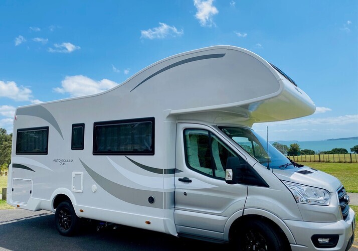 Image of a Motorhome - Image 0