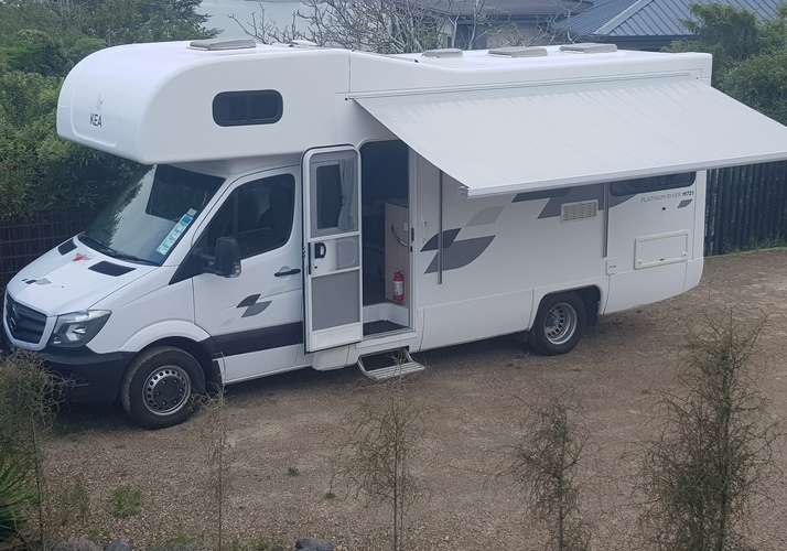 Image of a Motorhome - Image 0