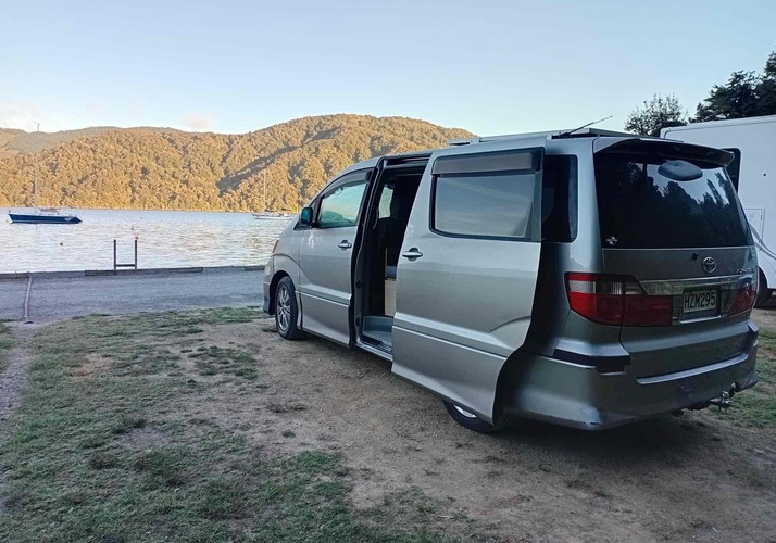 Image of a Campervan - Image 0