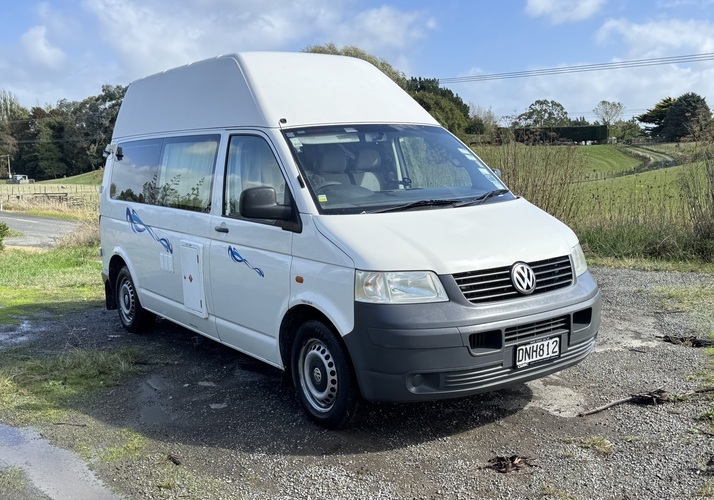 Image of a Campervan - Image 0