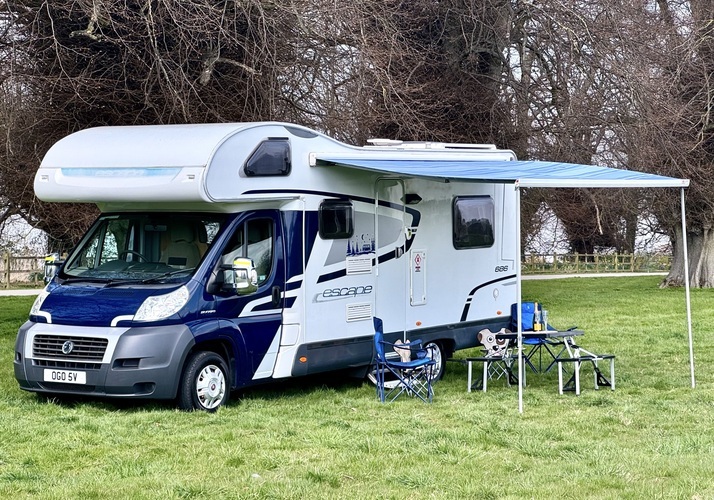 Image of a Motorhome - Image 0