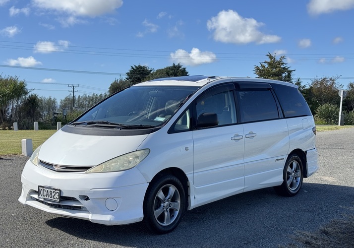 Image of a Campervan - Image 0