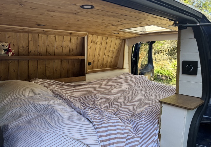 Image of a Campervan - Image 0
