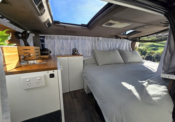 Image of a Campervan - Image 0