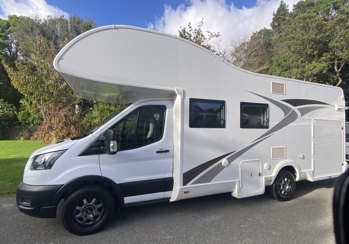Image of a Motorhome - Image 0