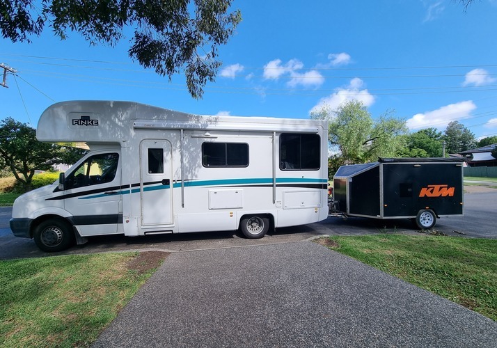 Image of a Motorhome - Image 0