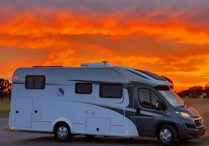 Image of a Motorhome - Image 0