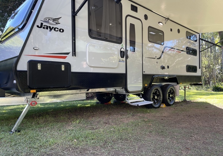 Image of a Caravan - Image 0