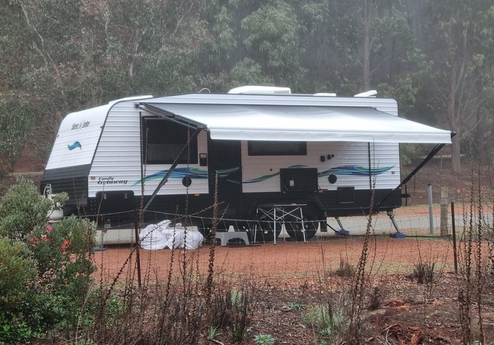Image of a Caravan - Image 0