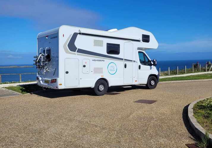 Image of a Motorhome - Image 0