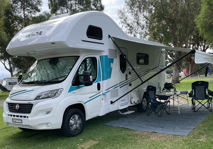 Image of a Motorhome - Image 0