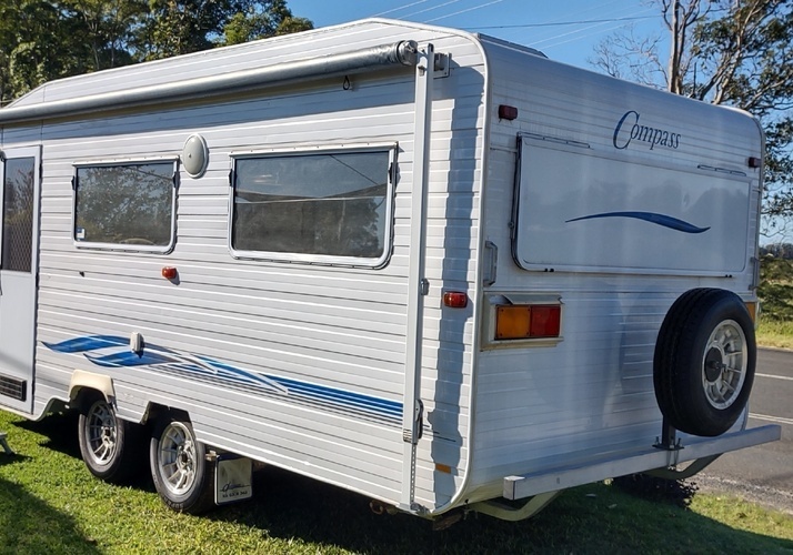 Image of a Caravan - Image 0