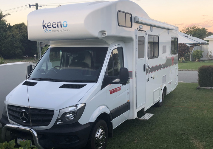 Image of a Motorhome - Image 0
