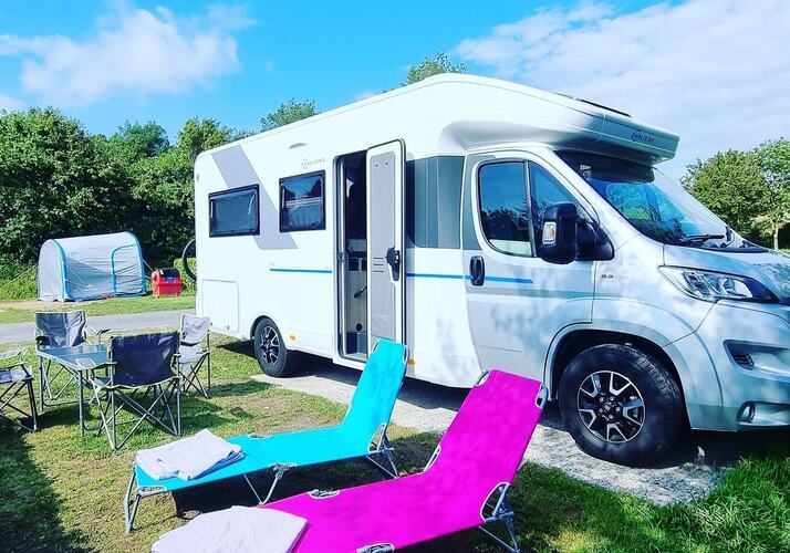 Image of a Motorhome - Image 0