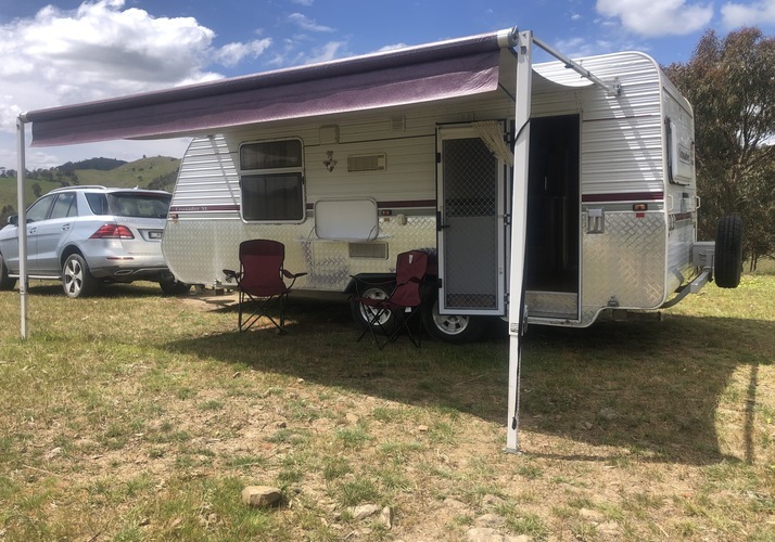 Image of a Caravan - Image 0