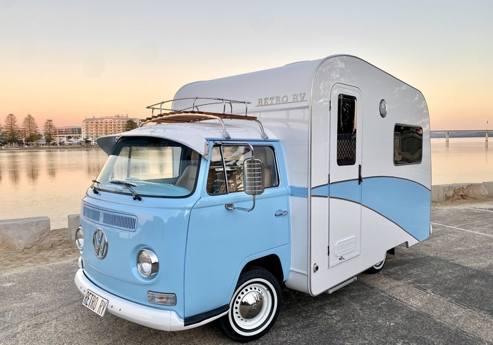 Image of a Motorhome - Image 0
